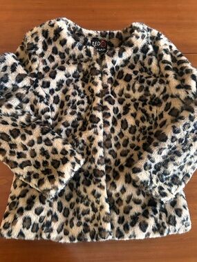 Red Snap Leopard Print Faux Fur Jacket Women’s M Collarless Cozy Statement Coat